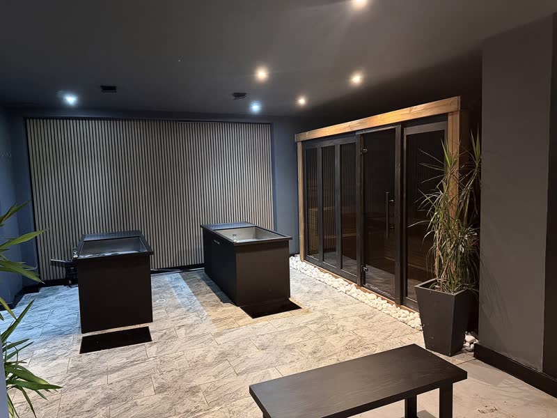 The recovery room at RE:UP Altrincham: two cold plunge ice baths and the Finnish sauna